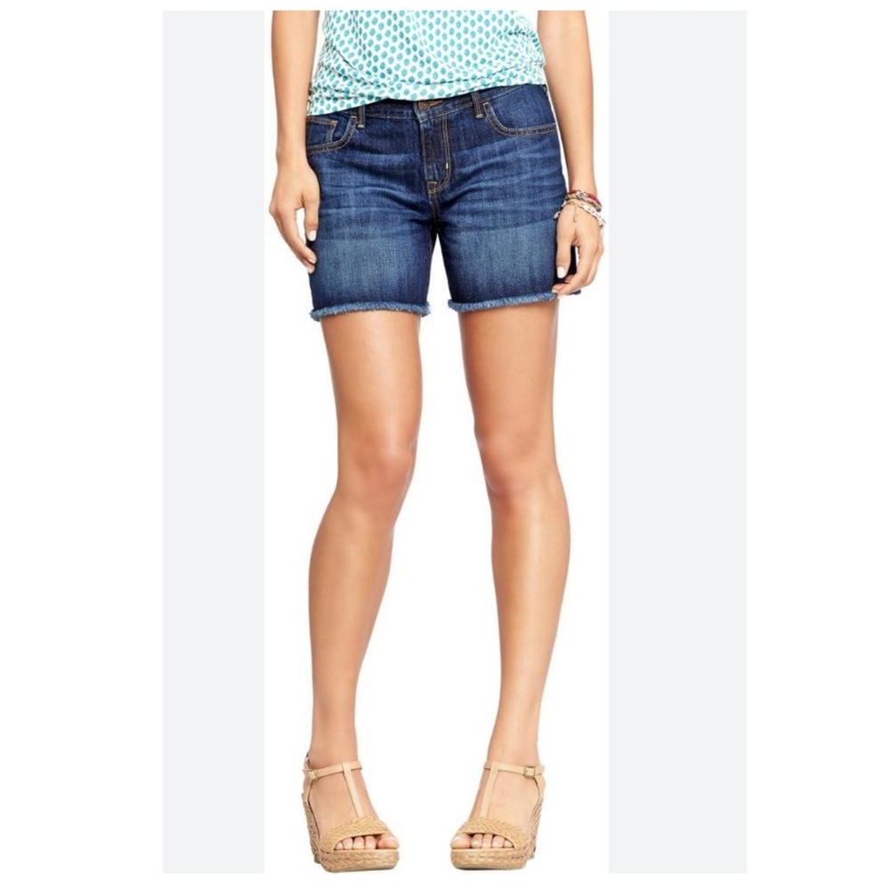 Old Navy The Flirt Cut Off Denim Shorts Size 8